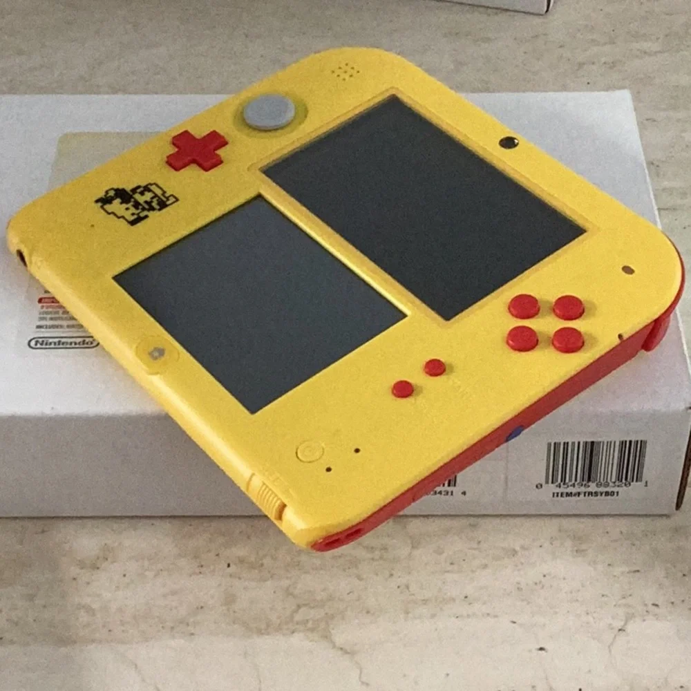 Super Mario Maker Nintendo 2DS Console Nintendo Factory Refurbished Edition